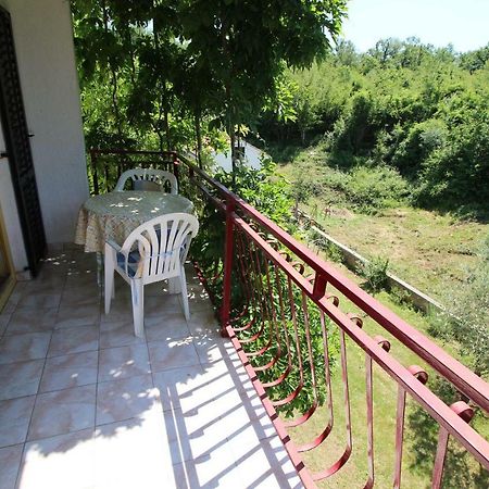 Apartment Arnie Njivice Extérieur photo