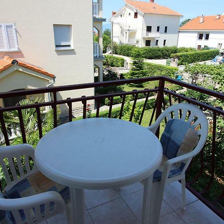 Apartment Arnie Njivice Extérieur photo
