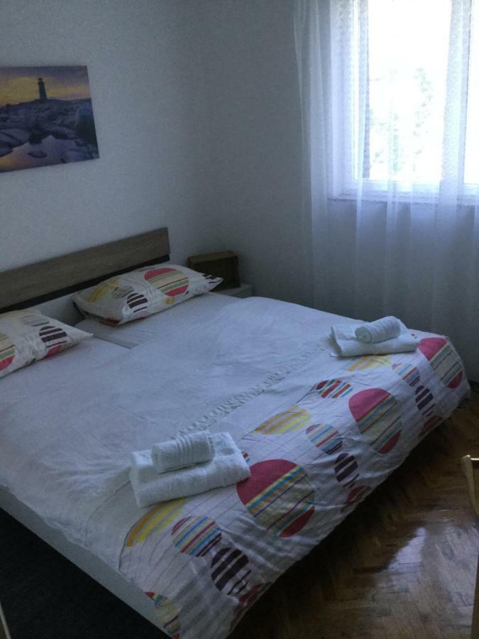 Apartment Arnie Njivice Extérieur photo