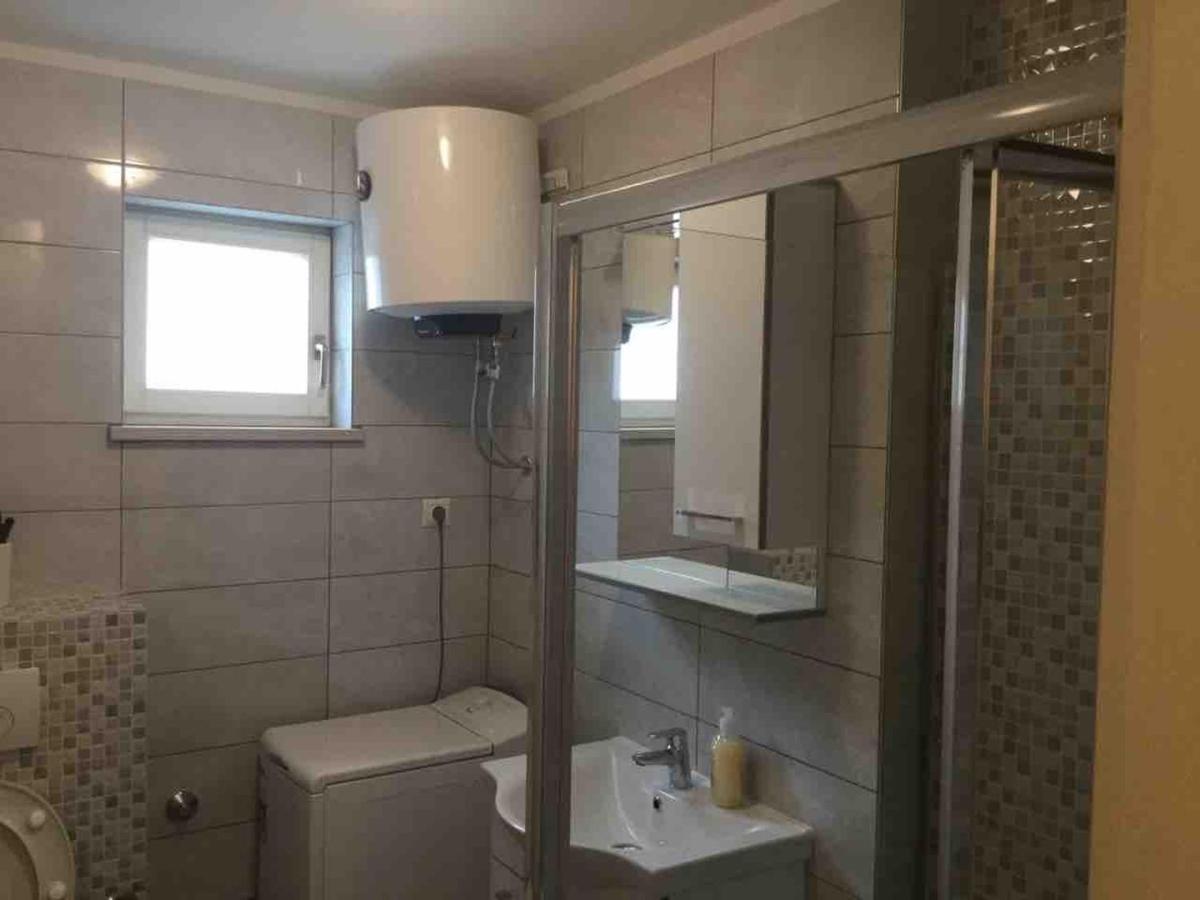Apartment Arnie Njivice Extérieur photo